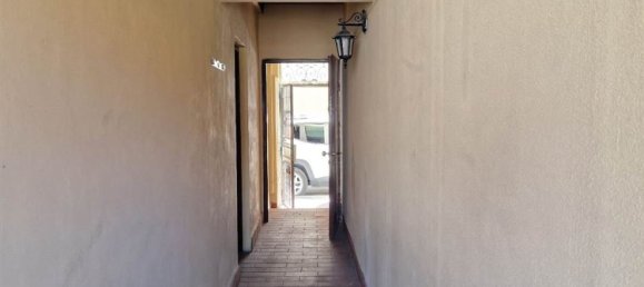 5 bedrooms Apartment in Campi Bisenzio, Italy No. 324616 39