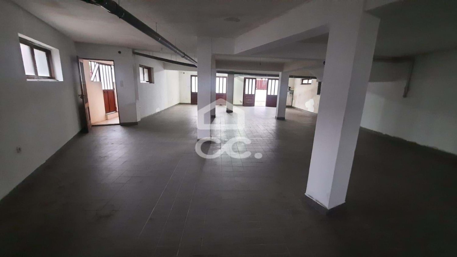 Armazém em Valbom, Portugal 128 m² N.º 10460