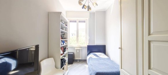 3 bedrooms Apartment in Milan, Italy No. 378945 5