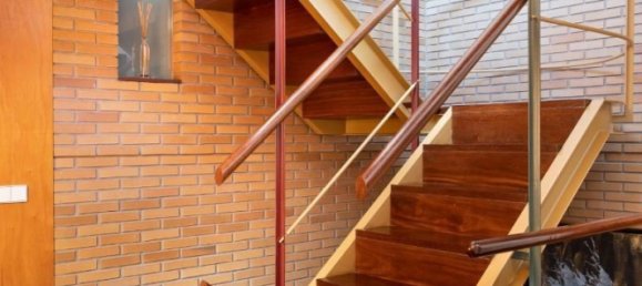 4 bedrooms Villa in Porto, Portugal No. 130575 6