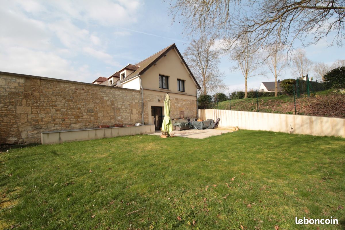 Casa T3 em Monchy-Humieres, France N.º 81542