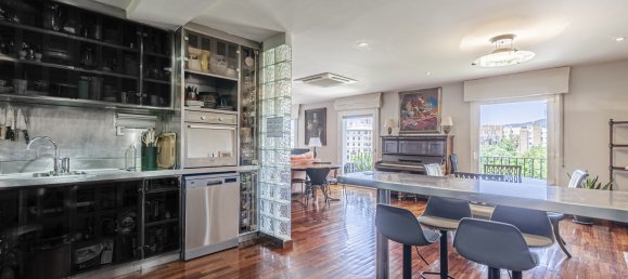 4 bedrooms Apartment in Ciutat Vella, Spain No. 29313 4