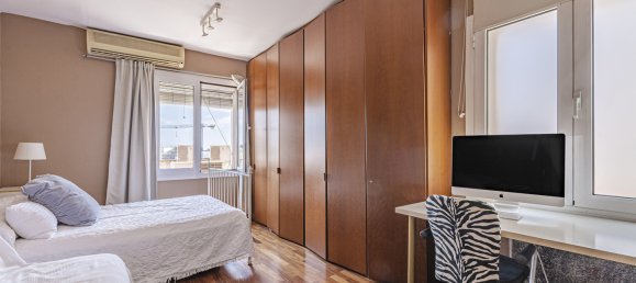 4 bedrooms Apartment in Ciutat Vella, Spain No. 29313 8