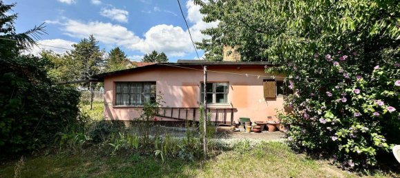  Land in Mahlsdorf, Germany No. 15327 8