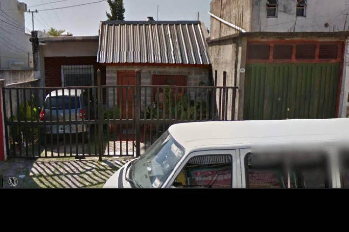 Grundstück in Moron, Argentina, Nr. 34600