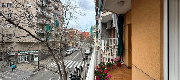 Квартира с 3 спальнями в Сантс-Монтжуик, Испания № 134760 3