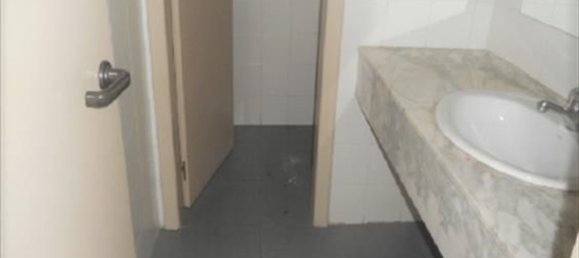 Gewerbliche Immobilie in Leon, Spain 221m², Nr. 75234 8