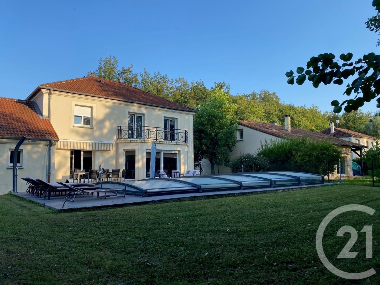 5 غرف نوم فيلا في Corny-sur-Moselle, France رقم 234986