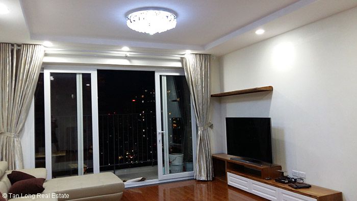 3 bedrooms Apartment in Cau Giay, Vietnam No. 3616