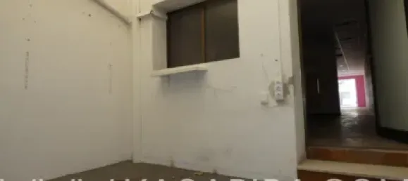 Propiedad comercial de 4 dormitorios en Castellón de la Plana, Spain No. 72045 21