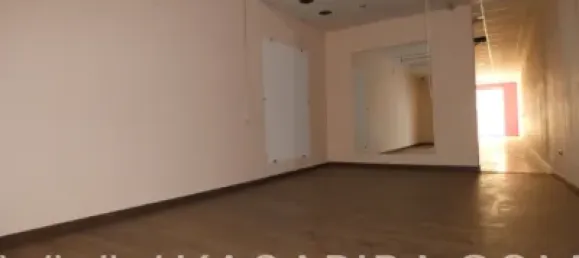 Propiedad comercial de 4 dormitorios en Castellón de la Plana, Spain No. 72045 22