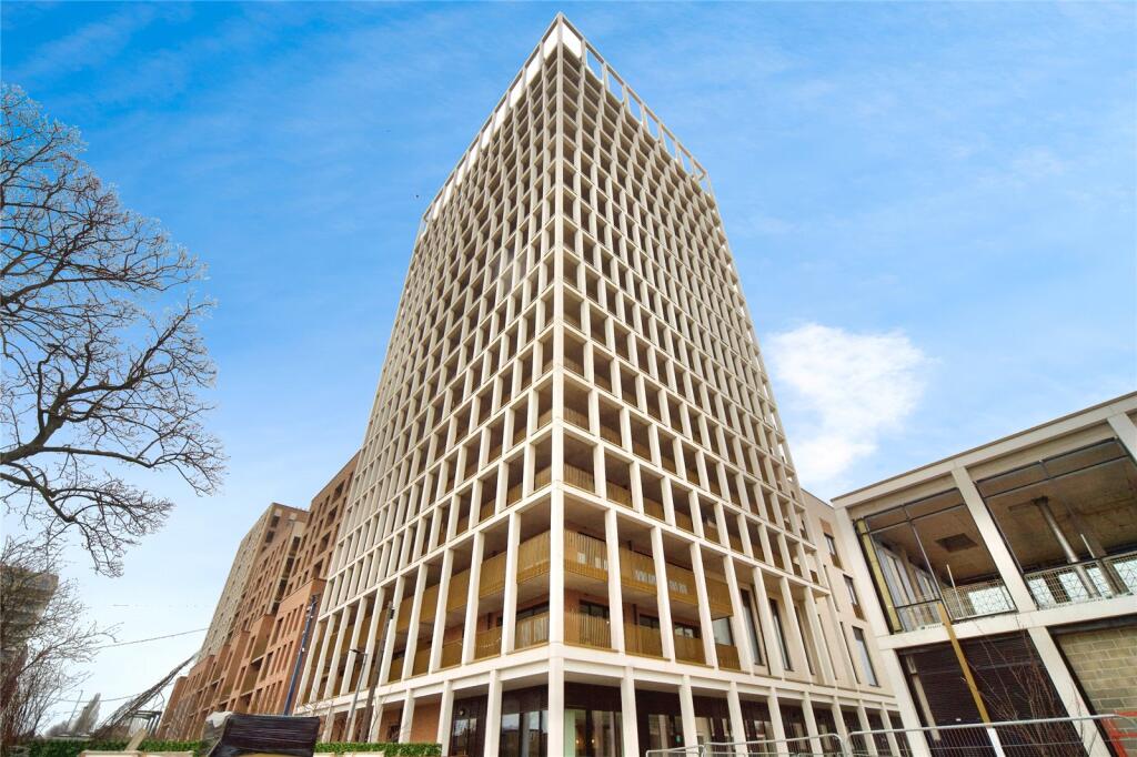 2 bedrooms Apartment in London, United Kingdom No. 11548