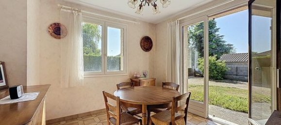 4 bedrooms House in Civrieux, France No. 311512 6