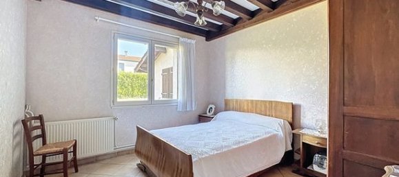 4 bedrooms House in Civrieux, France No. 311512 12