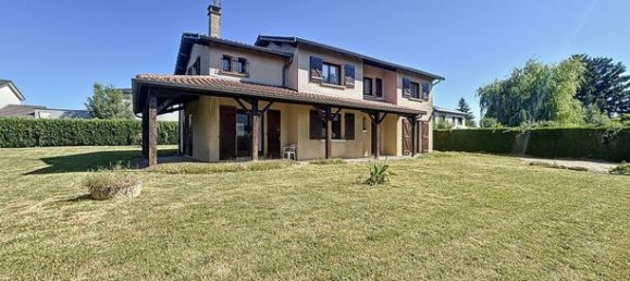 4 bedrooms House in Civrieux, France No. 311512 2