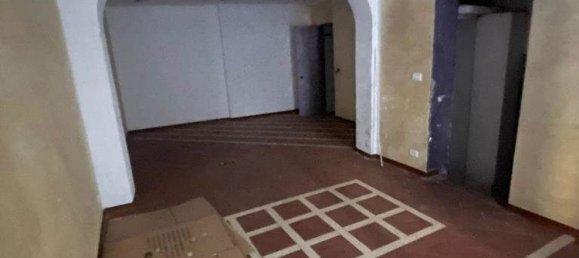 48m² Commercial property in Siena, Italy No. 331293 2