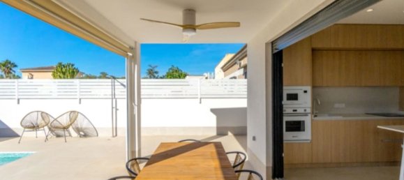 Casa de 3 dormitorios en Torrevieja, Spain No. 188338 19