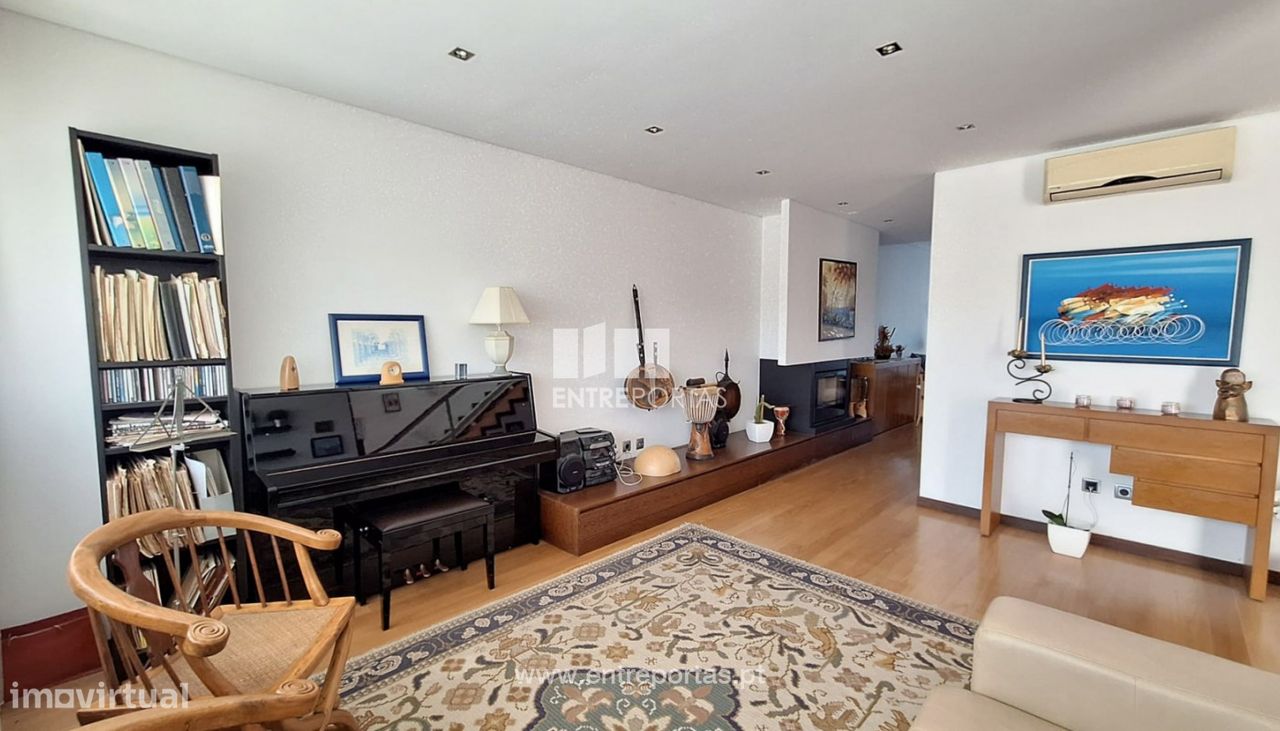 4 bedrooms Villa in Povoa de Varzim, Portugal No. 226274