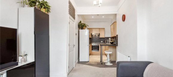 2 bedrooms Apartment in Finchley, United Kingdom No. 3650 5