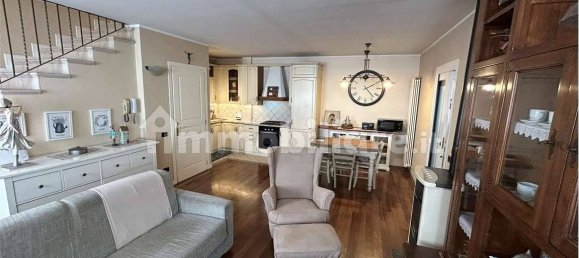 Villa T3 em Cologno al Serio, Italy N.º 378999 3