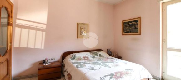 3-Zimmer Wohnung in Naples, Italy, Nr. 144020 13