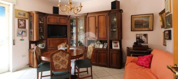 3-Zimmer Wohnung in Naples, Italy, Nr. 144020 10