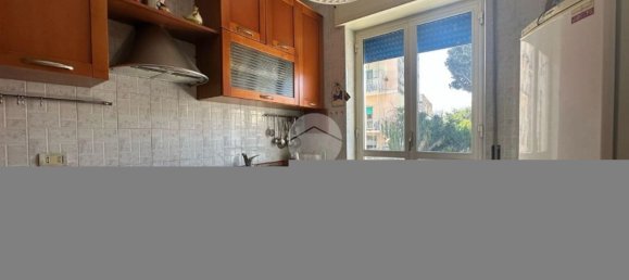 3-Zimmer Wohnung in Naples, Italy, Nr. 144020 5