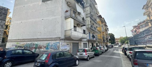 3-Zimmer Wohnung in Naples, Italy, Nr. 144020 27