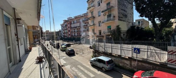 3-Zimmer Wohnung in Naples, Italy, Nr. 144020 2