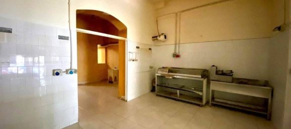 Gewerbliche Immobilie in Palermo, Italy 130m², Nr. 316425 7