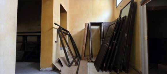 Gewerbliche Immobilie in Palermo, Italy 130m², Nr. 316425 11