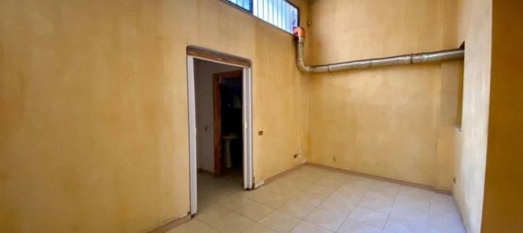 Gewerbliche Immobilie in Palermo, Italy 130m², Nr. 316425 8
