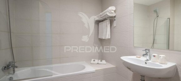 Квартира с 3 спальнями в Мешильоейра Гранде, Португалия № 153697 24