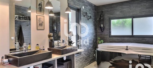 3 chambres Maison à Saint-Cyr-sur-Loire, France No. 48176 23