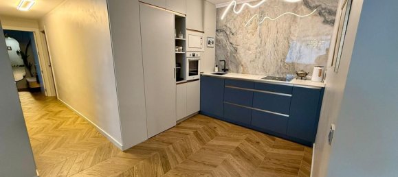 Apartamento de 3 dormitorios en Fuengirola, Spain No. 146391 7