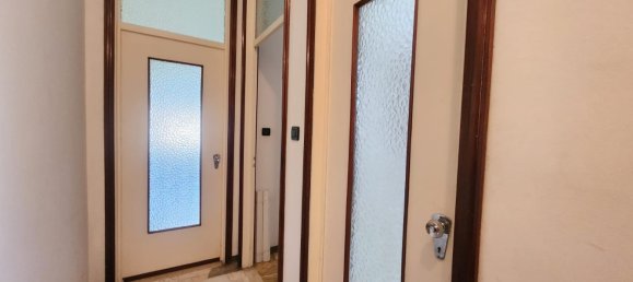 Квартира с 3 спальнями в Савона, Италия № 235891 11