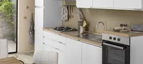 3 bedrooms Apartment in Genoa, Italy No. 336106 3