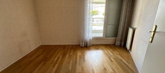 Apartamento de 2 dormitorios en Courbevoie, France No. 178234 11
