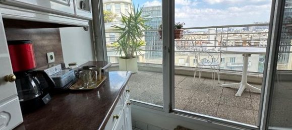 Apartamento de 2 dormitorios en Courbevoie, France No. 178234 6