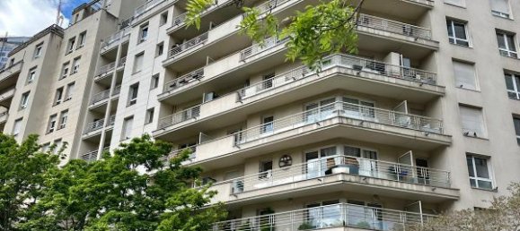 Apartamento de 2 dormitorios en Courbevoie, France No. 178234 15