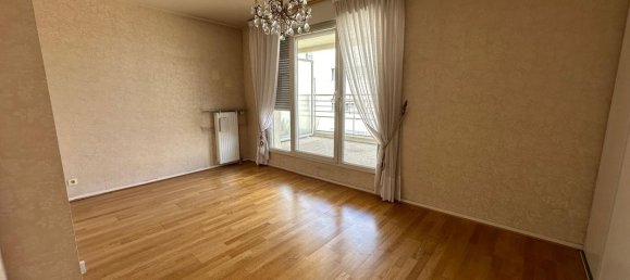 Apartamento de 2 dormitorios en Courbevoie, France No. 178234 9
