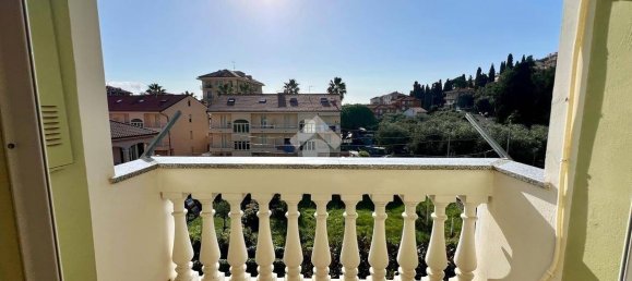 Apartamento de 2 dormitorios en San Lorenzo al Mare, Italy No. 78692 6