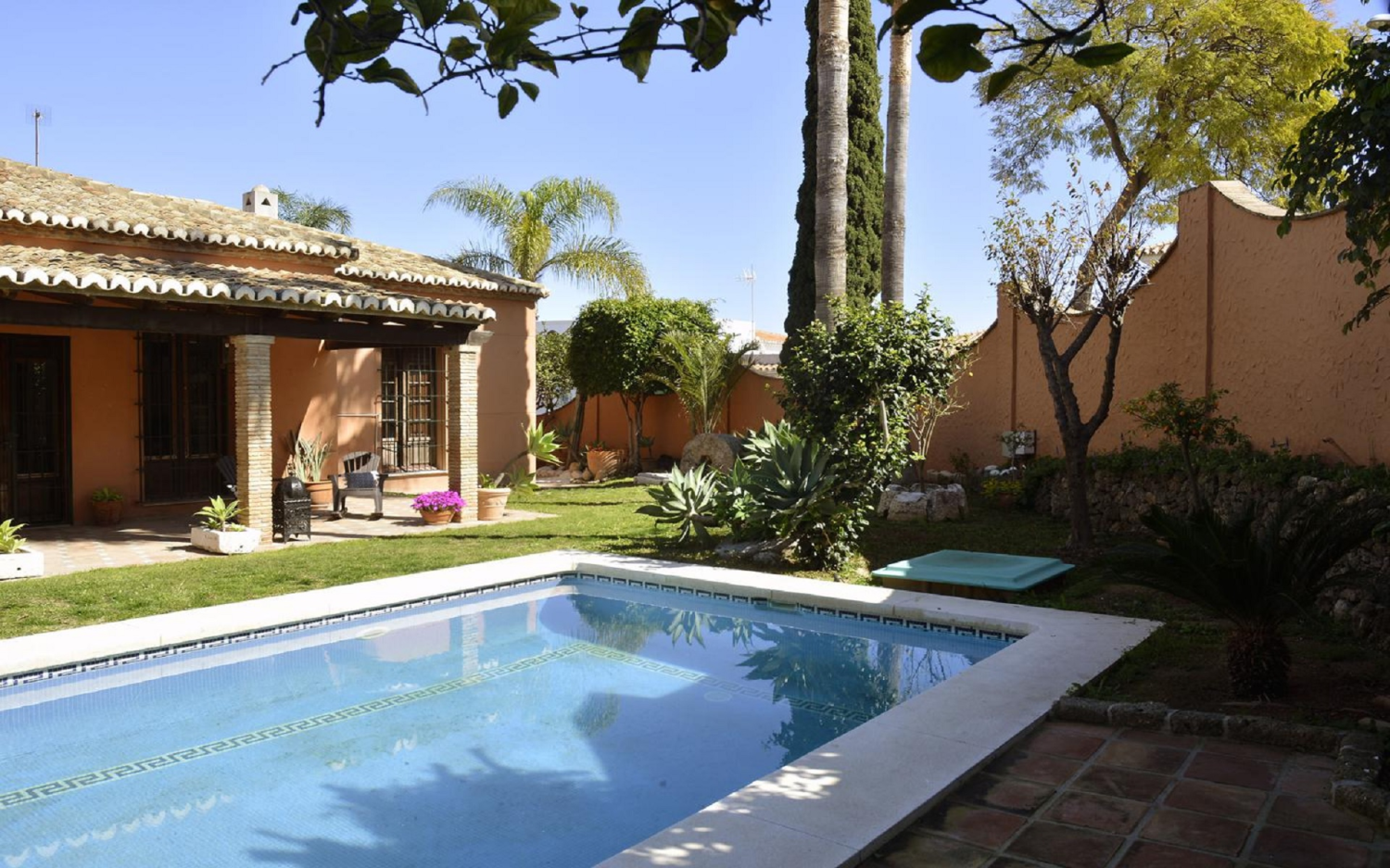 4 Schlafzimmer Haus in Churriana, Spain, Nr. 94235