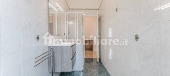 Квартира с 2 спальнями в Рим, Италия № 203198 40