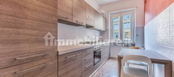 Квартира с 2 спальнями в Рим, Италия № 203198 10