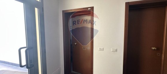 37m² Office in Parma, Italy No. 362476 5