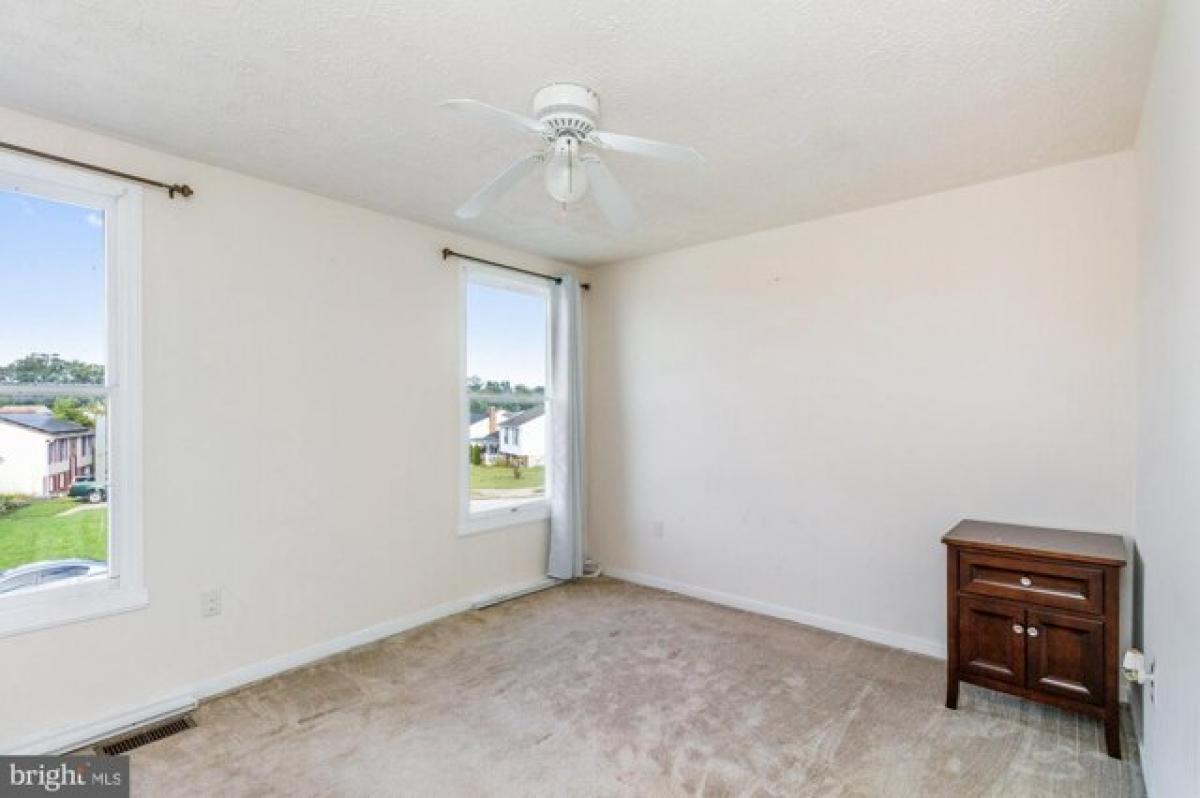 3 bedrooms House in Rosedale, USA No. 222611