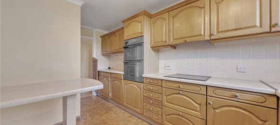 2 bedrooms Apartment in Cricklewood, United Kingdom No. 7858 17