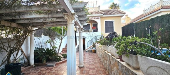 4 Schlafzimmer Haus in Rojales, Spain, Nr. 46371 2