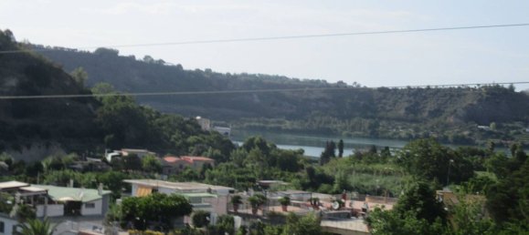 4 غرف نوم شقة في Pozzuoli, Italy رقم 357513 3